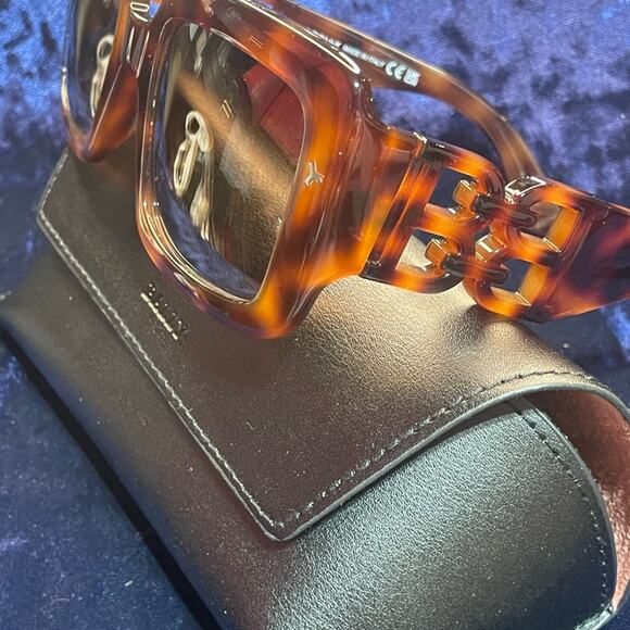 Bally sunglasses NWT Tortis frame size 53mm MSRP $315 - Picture 4 of 6